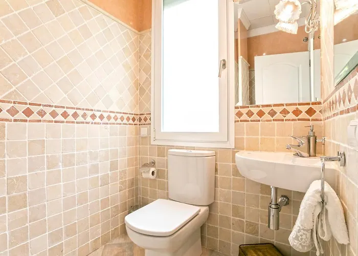 Mansiones De Constitucion Apartamentosmalagamanagement Daire Málaga